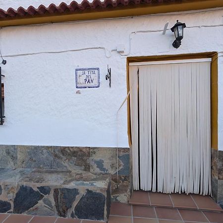 Cueva La Tita Del Pan Pension Bacor Buitenkant foto