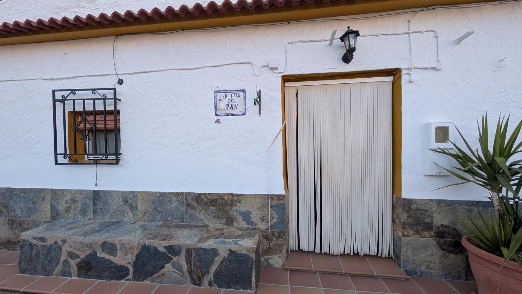 Cueva La Tita Del Pan Pension Bacor Buitenkant foto